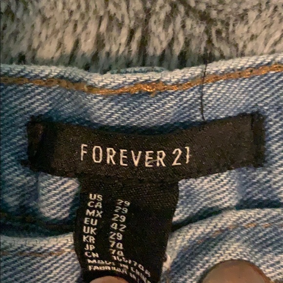 Jean Shorts - Picture 3 of 3